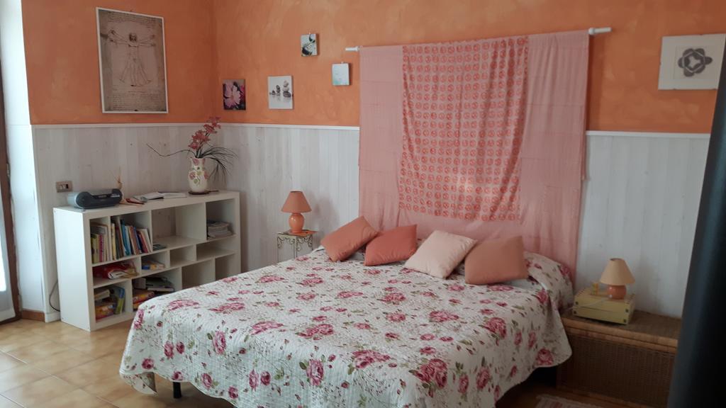 B&B Casa Manuelli Алессандрія Номер фото